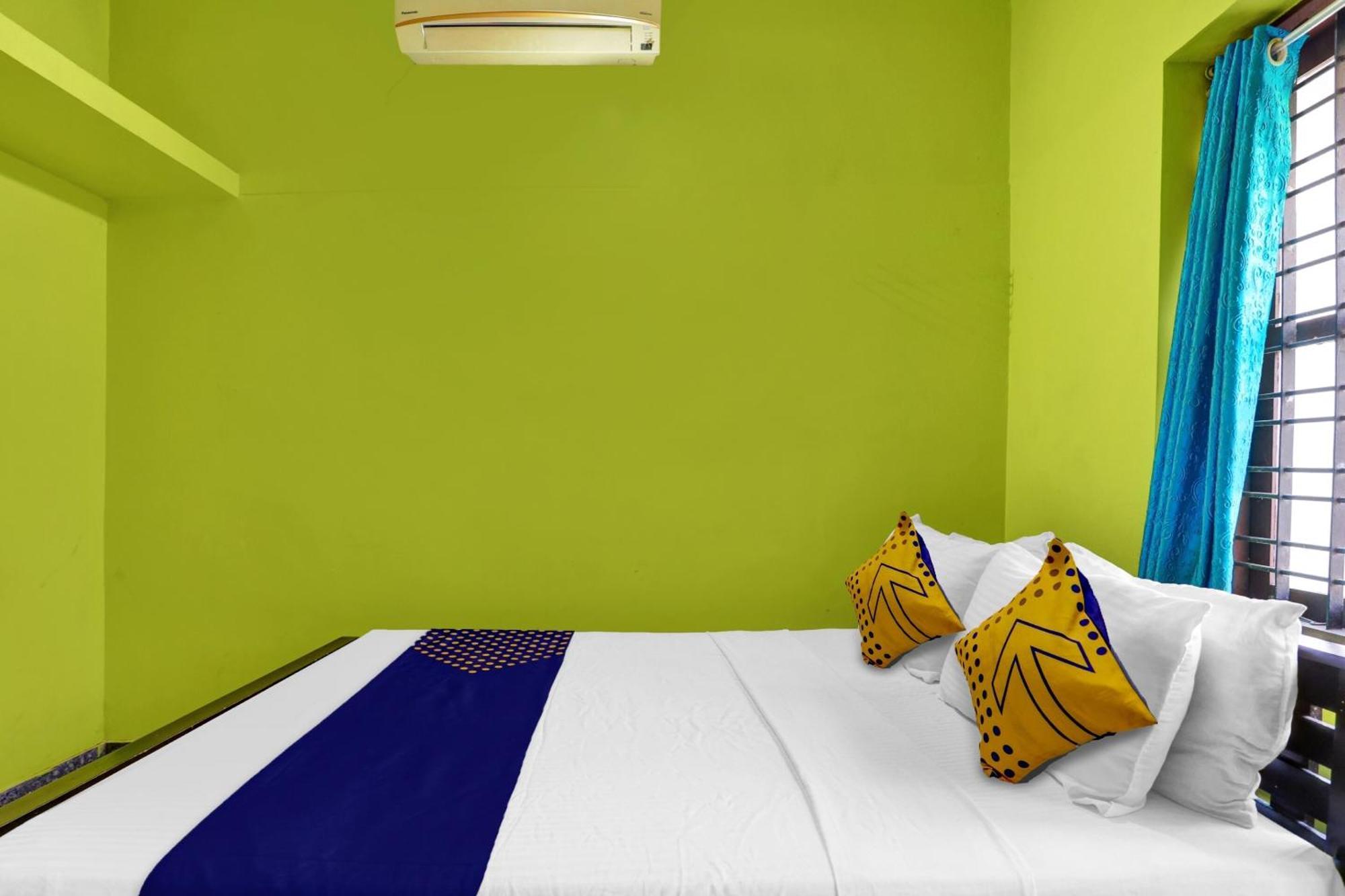 Hotel O Ashok Inn Kazhakuttam Exterior photo